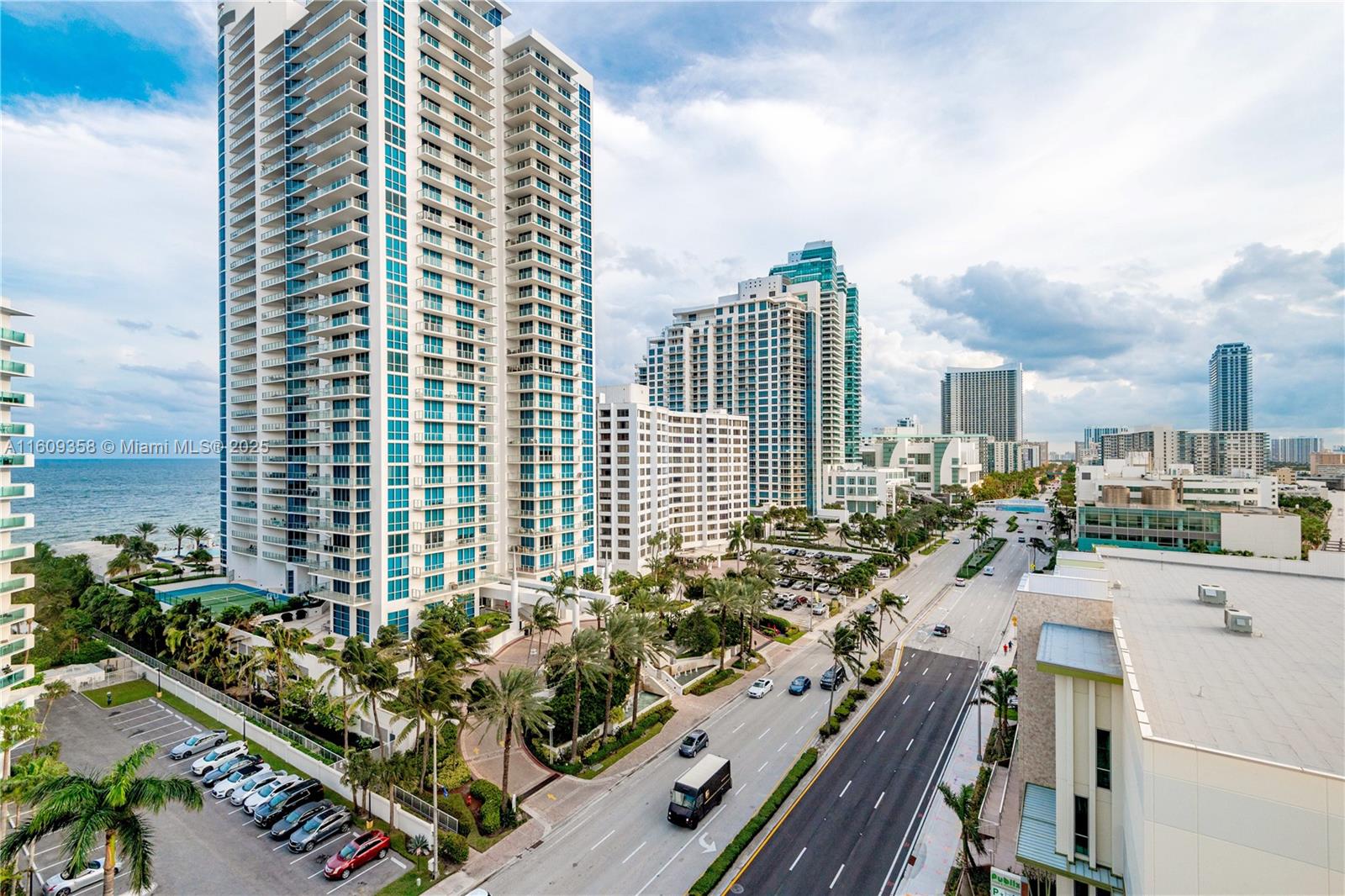 3000 S Ocean Dr 1006 Property Photo 13