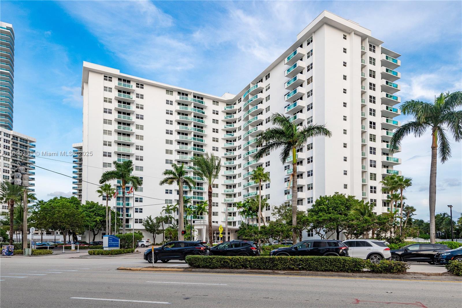 3000 S Ocean Dr 1006 Property Photo 18