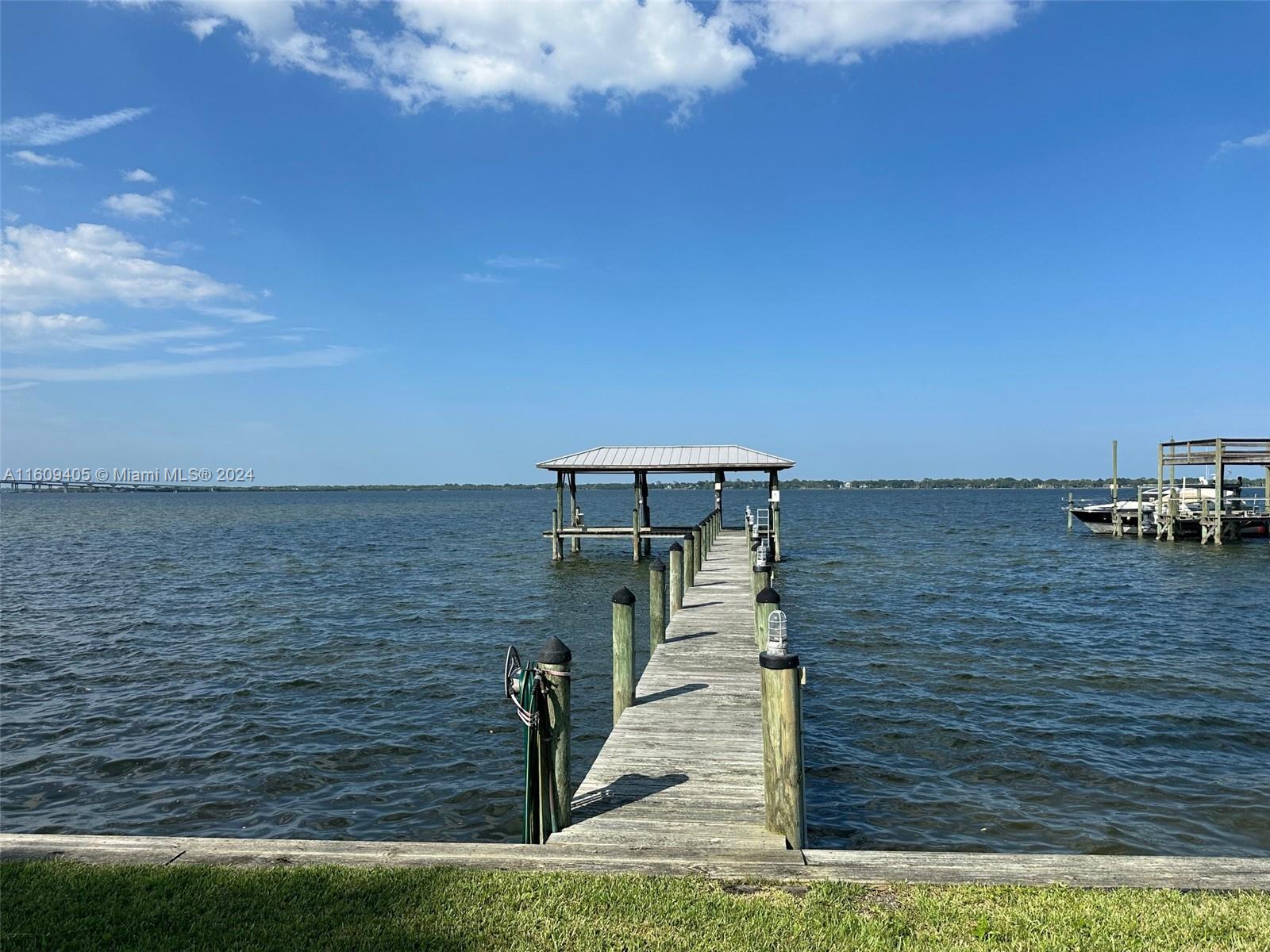 1613 N Indian River Drive Property Photo 17