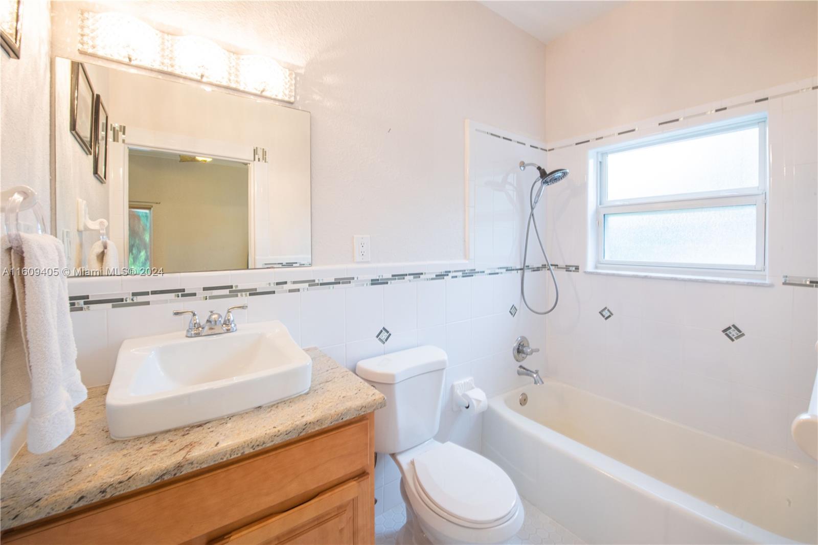 1613 N Indian River Drive Property Photo 37
