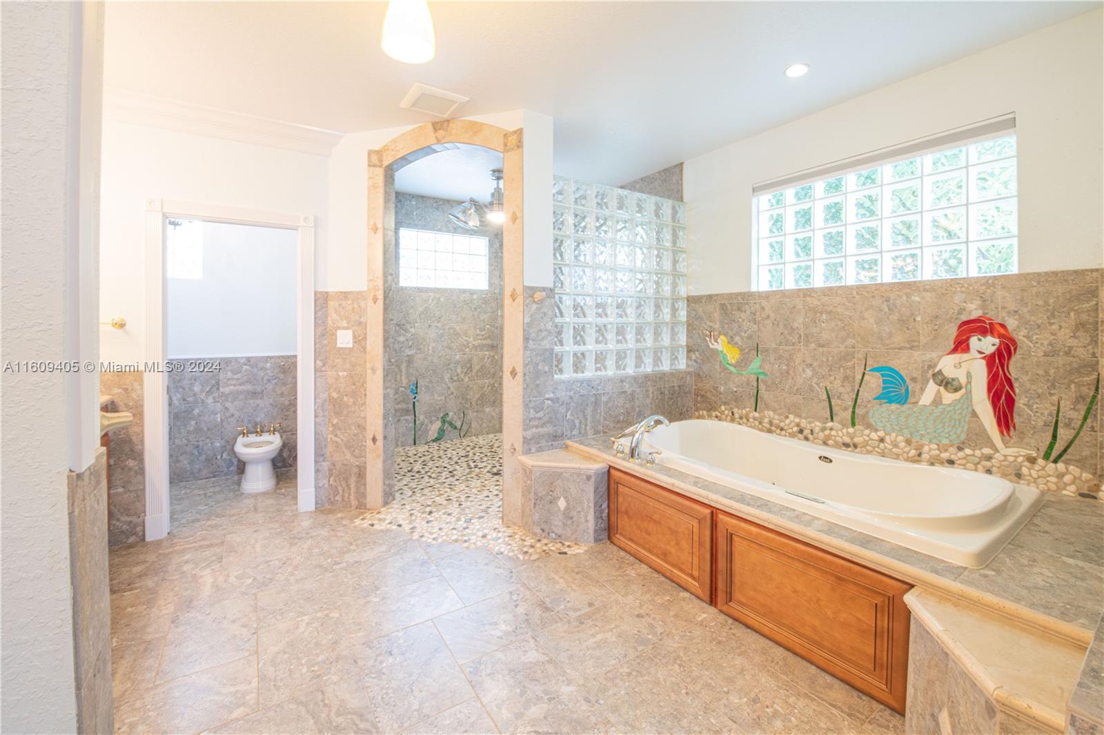 1613 N Indian River Drive Property Photo 47