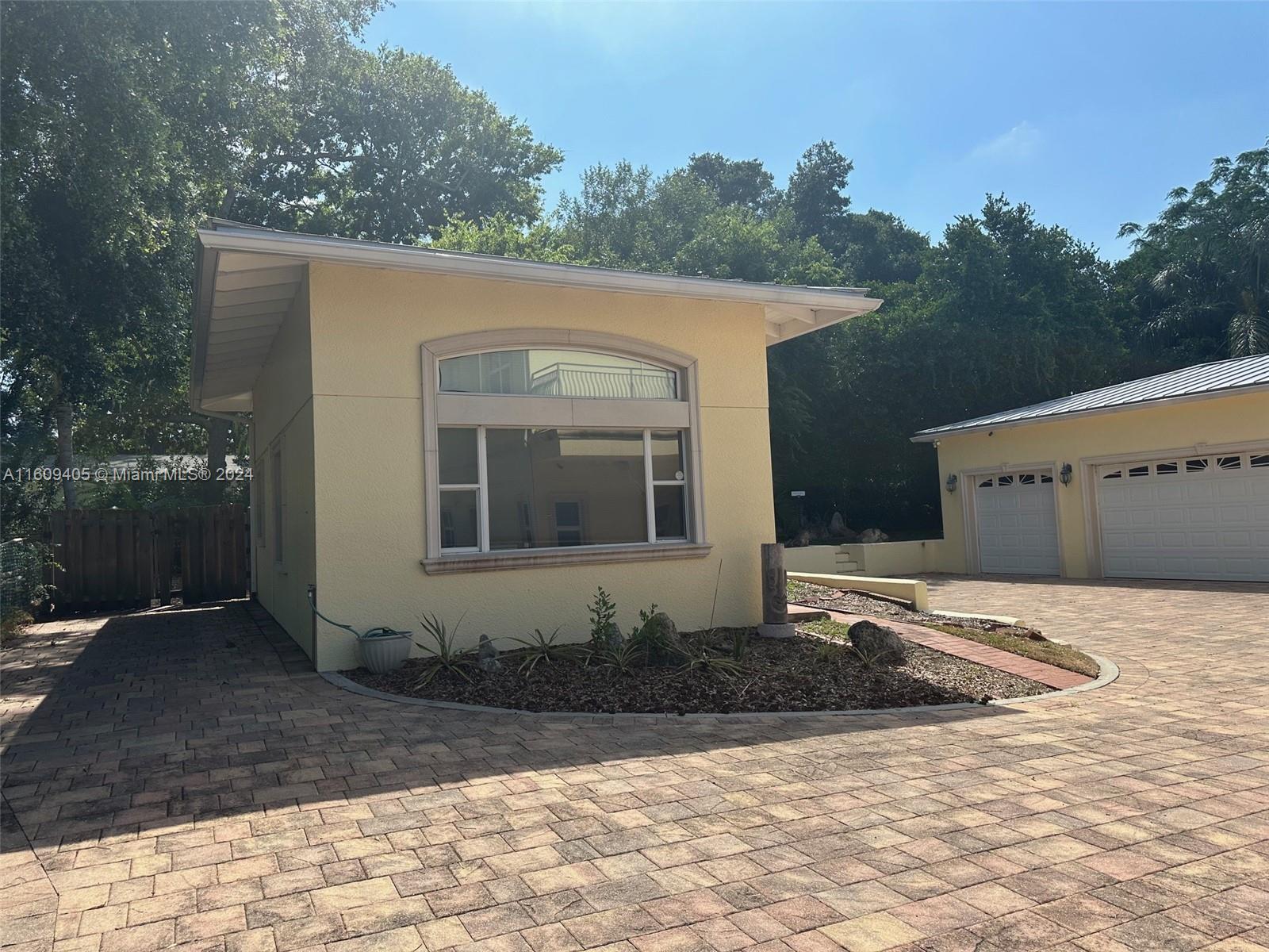 1613 N Indian River Drive Property Photo 64