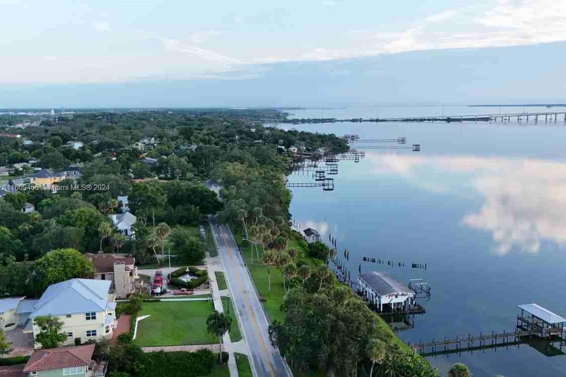 1613 N Indian River Drive Property Photo 94