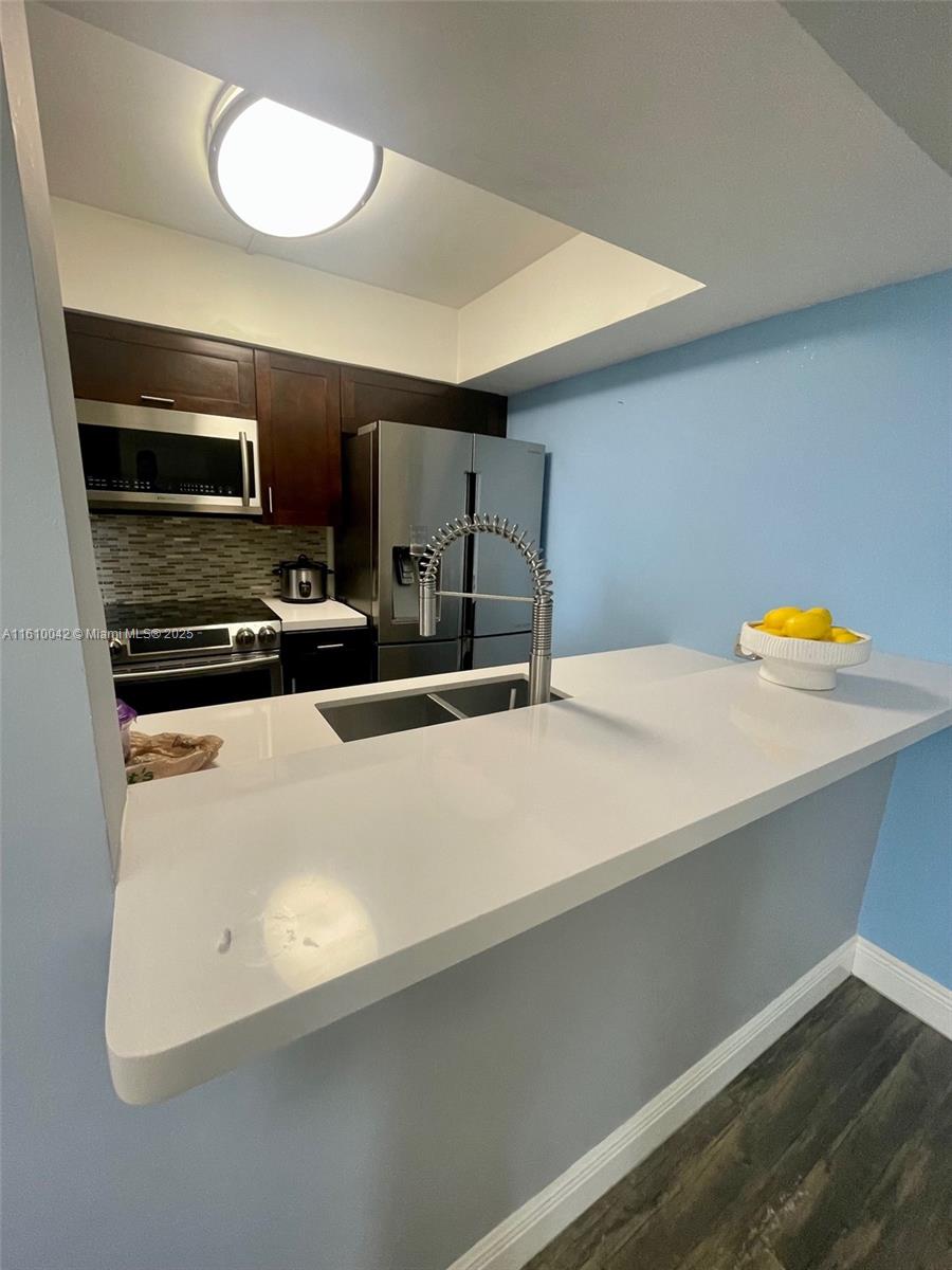11800 Sw 18th St 131-4 Property Photo 4