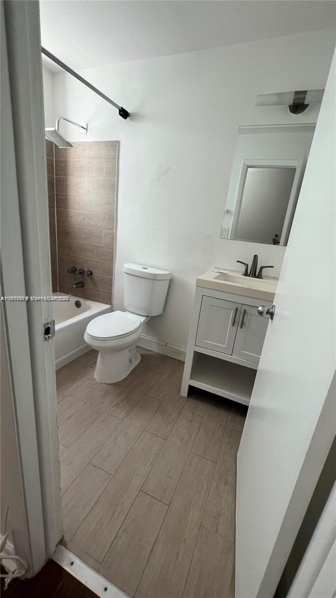 1502 Jefferson Ave 102 Property Photo 8