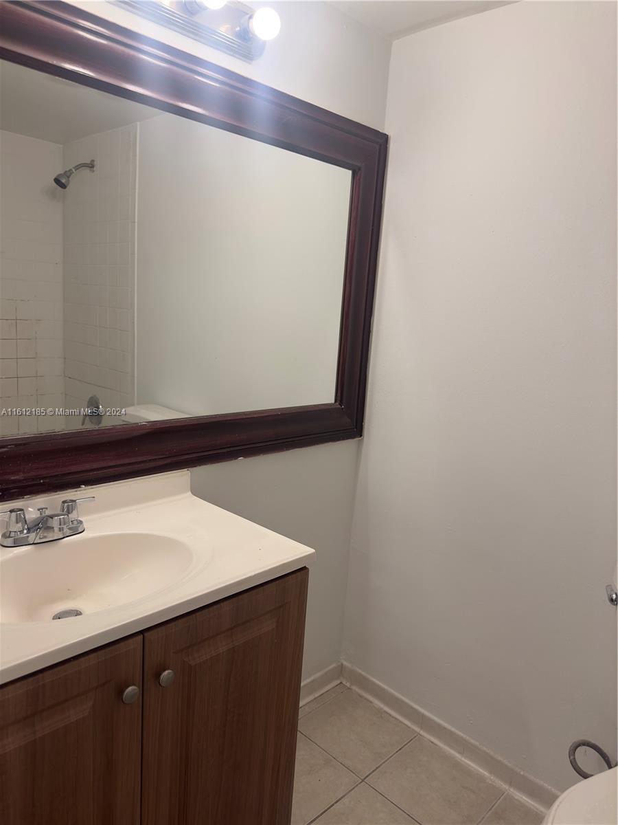 4324 Nw 9th Ave 7-3a Property Photo 9