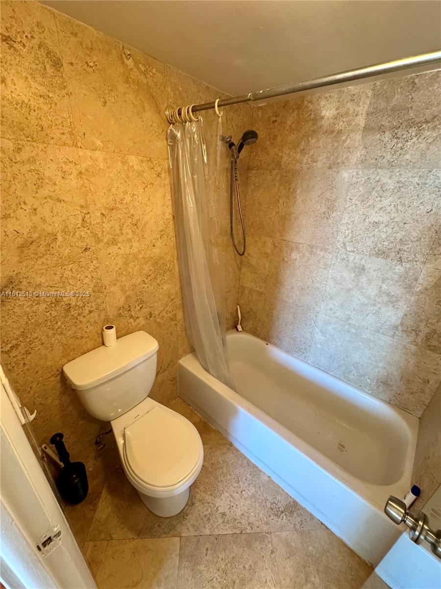5 Island Ave 5g Property Photo 13
