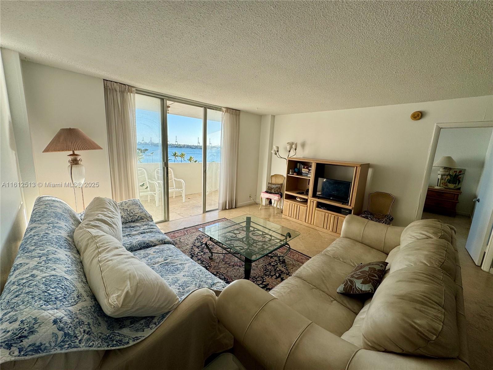 5 Island Ave 5g Property Photo 18