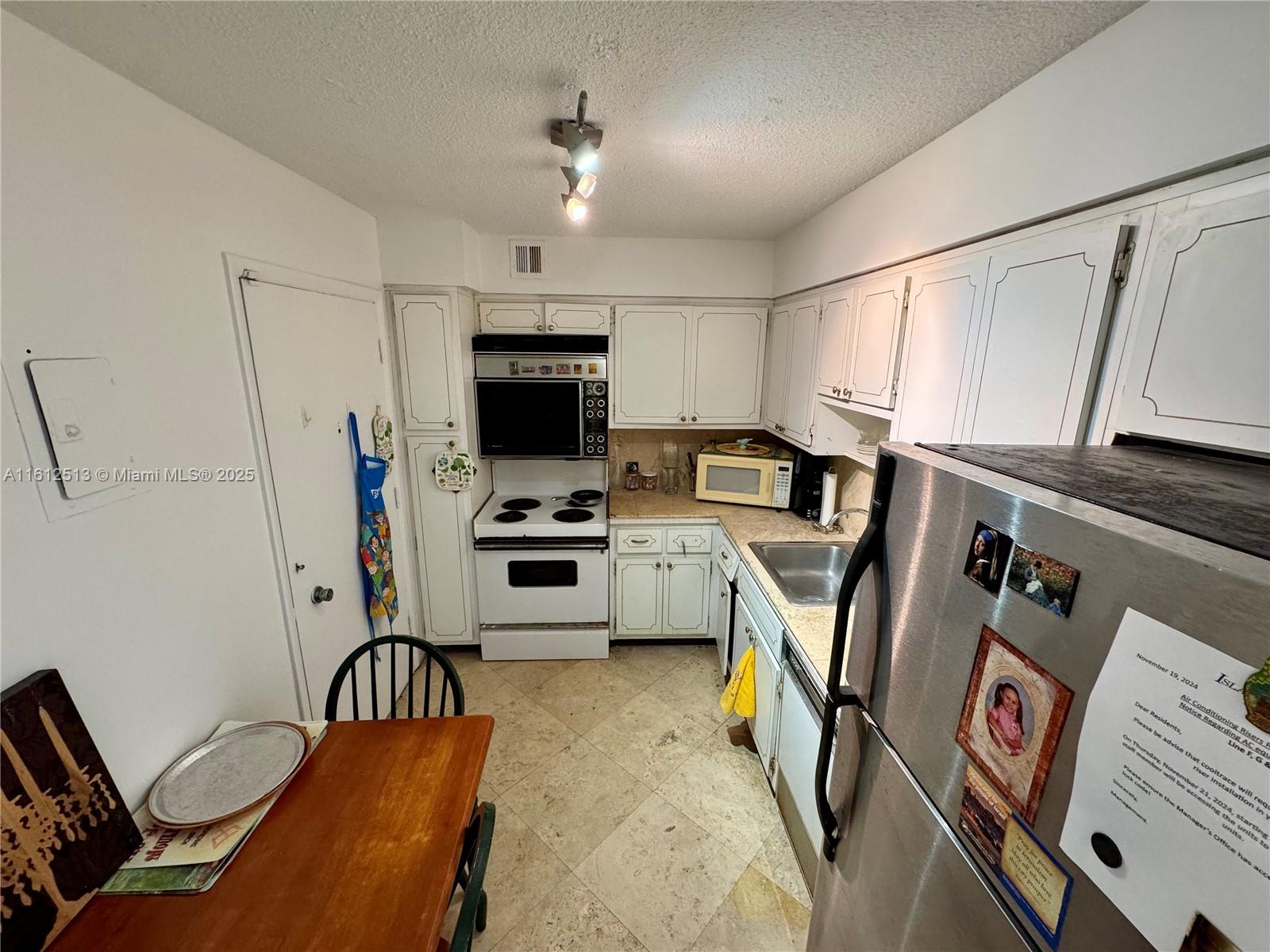 5 Island Ave 5g Property Photo 19