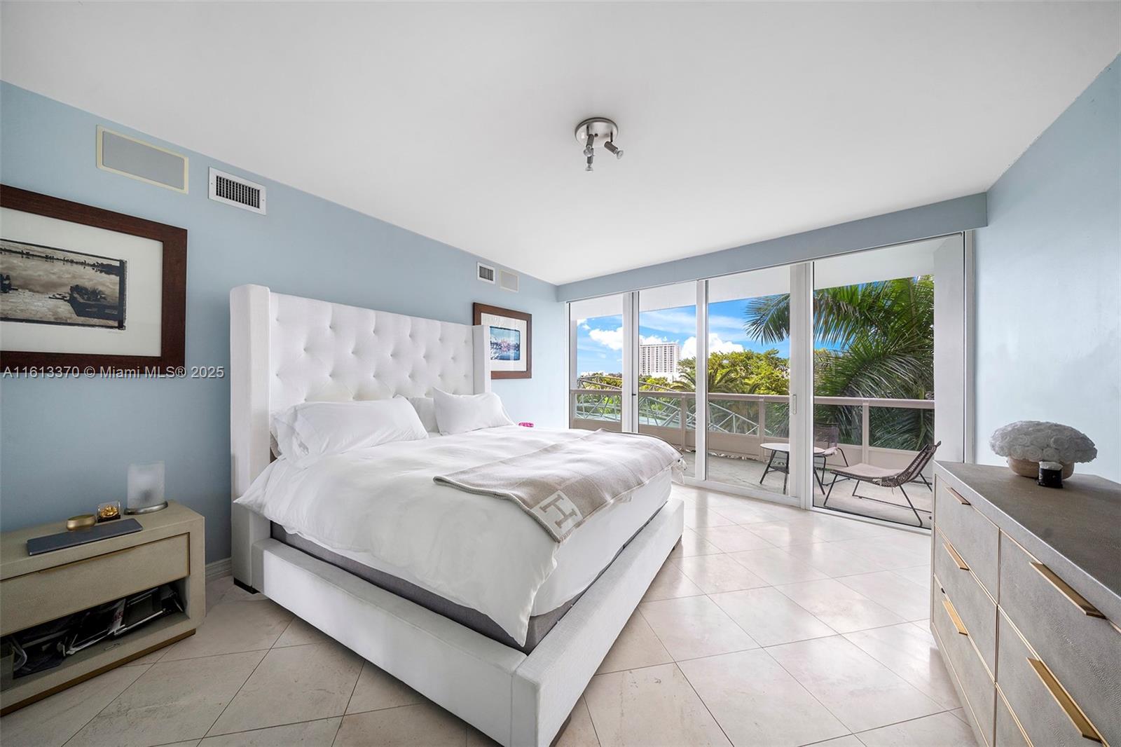 1643 Brickell Ave 704 Property Photo 12