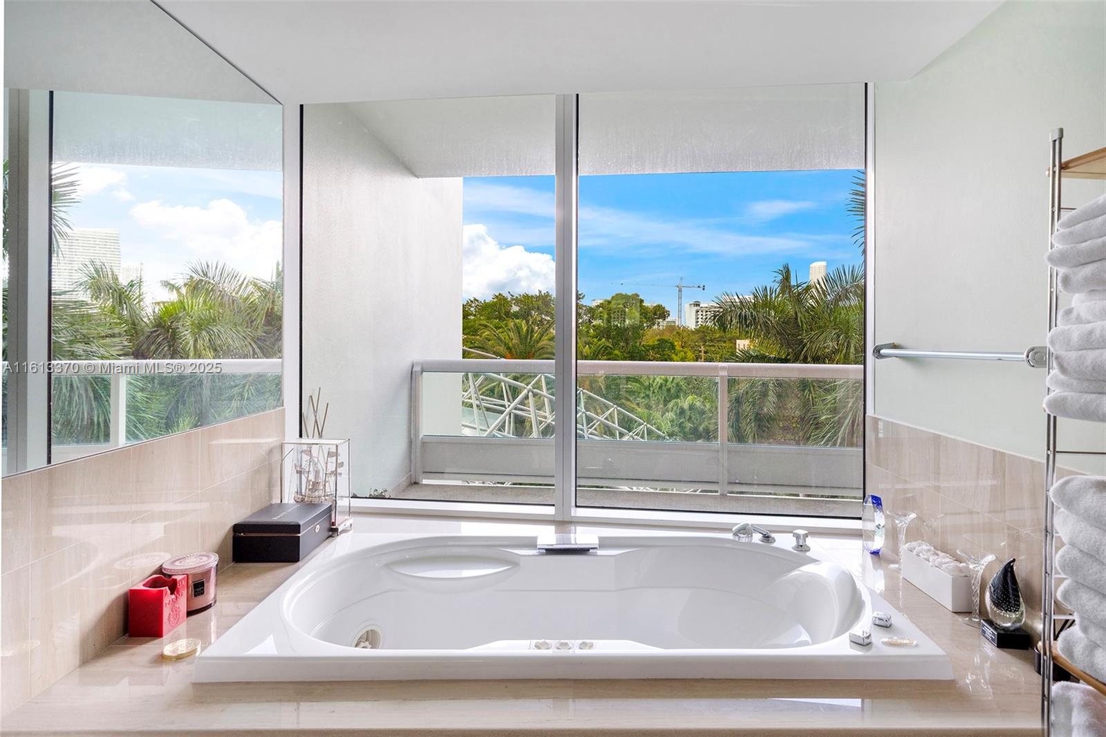 1643 Brickell Ave 704 Property Photo 17