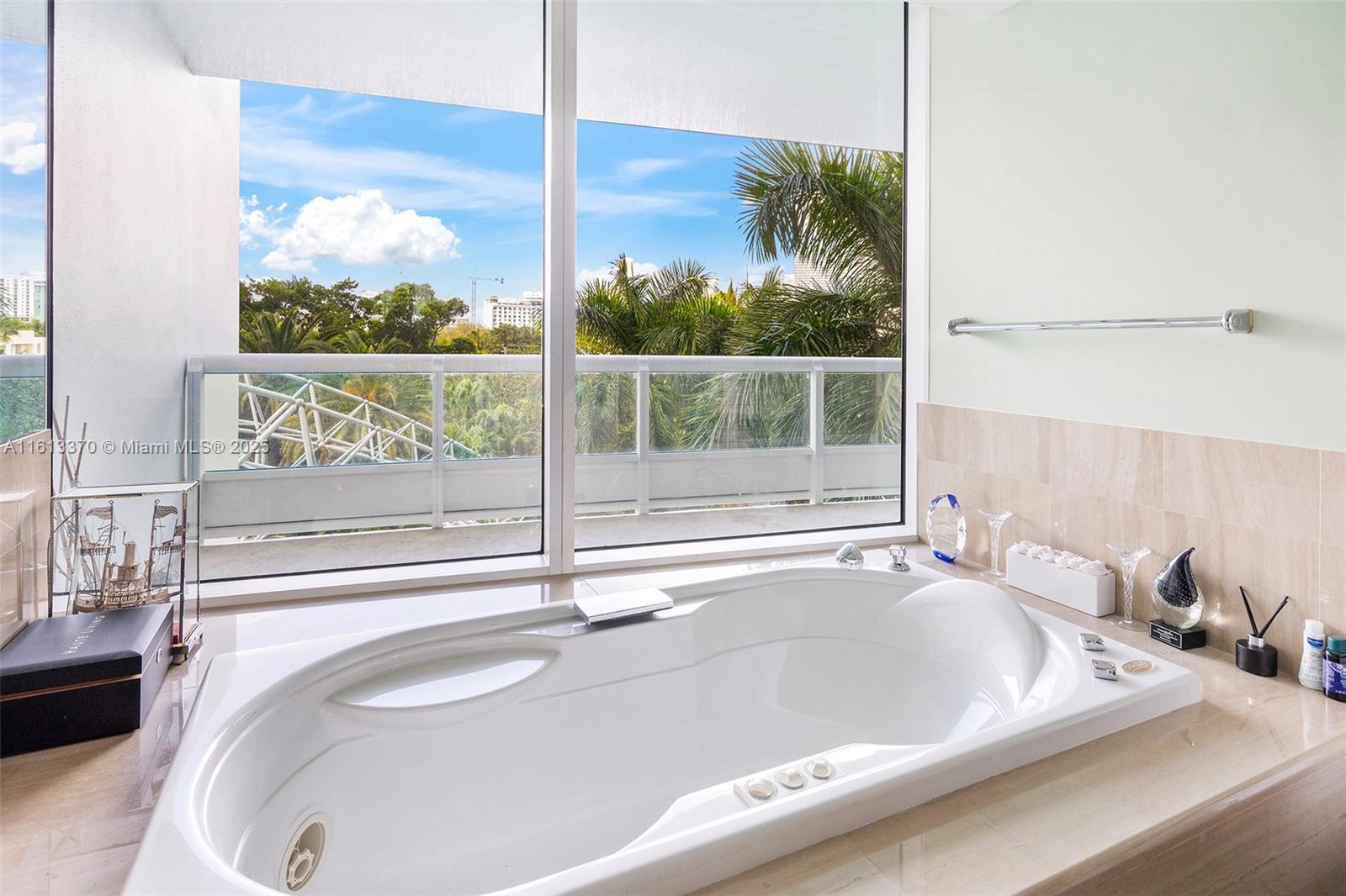1643 Brickell Ave 704 Property Photo 18