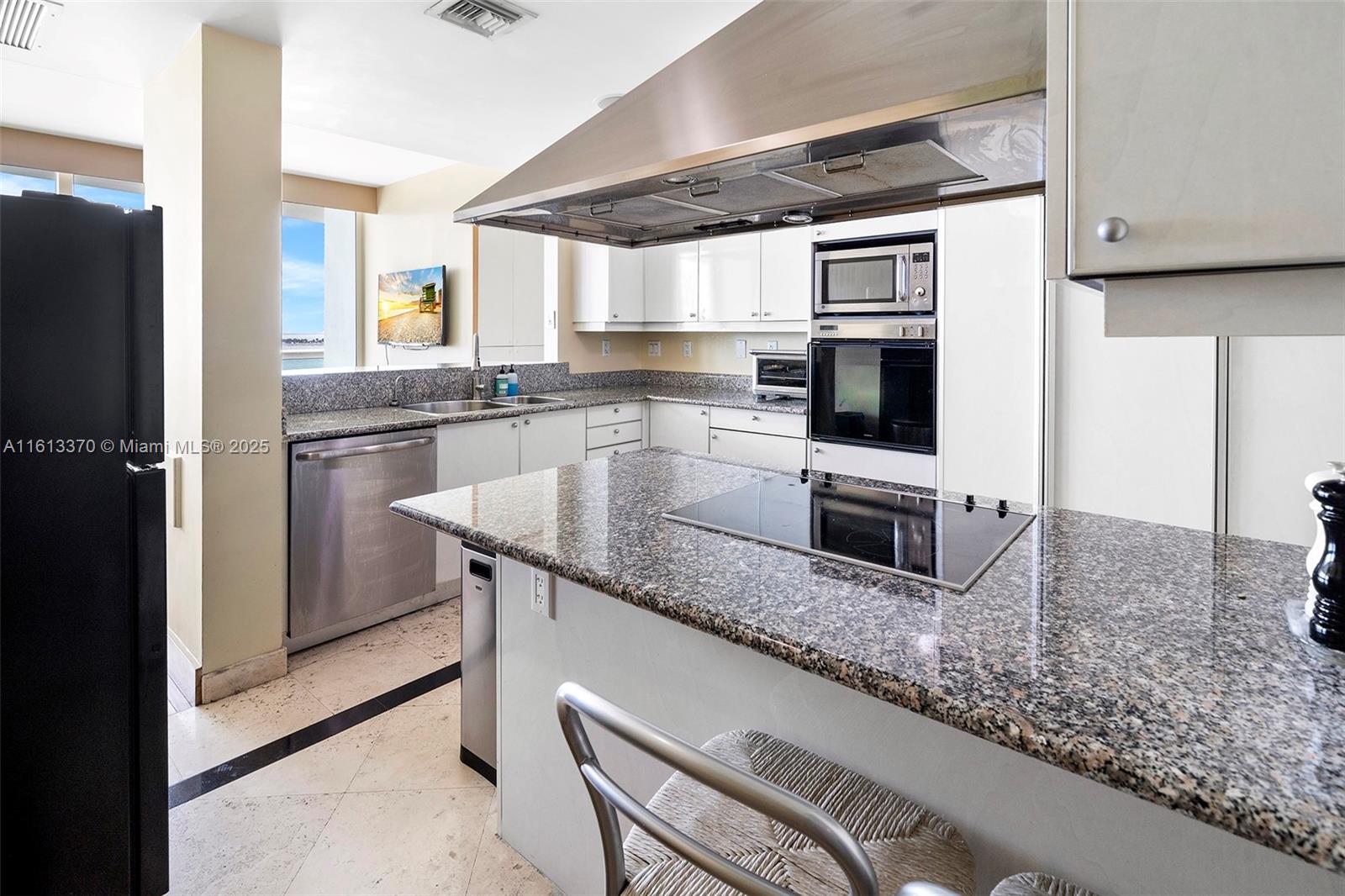 1643 Brickell Ave 704 Property Photo 26