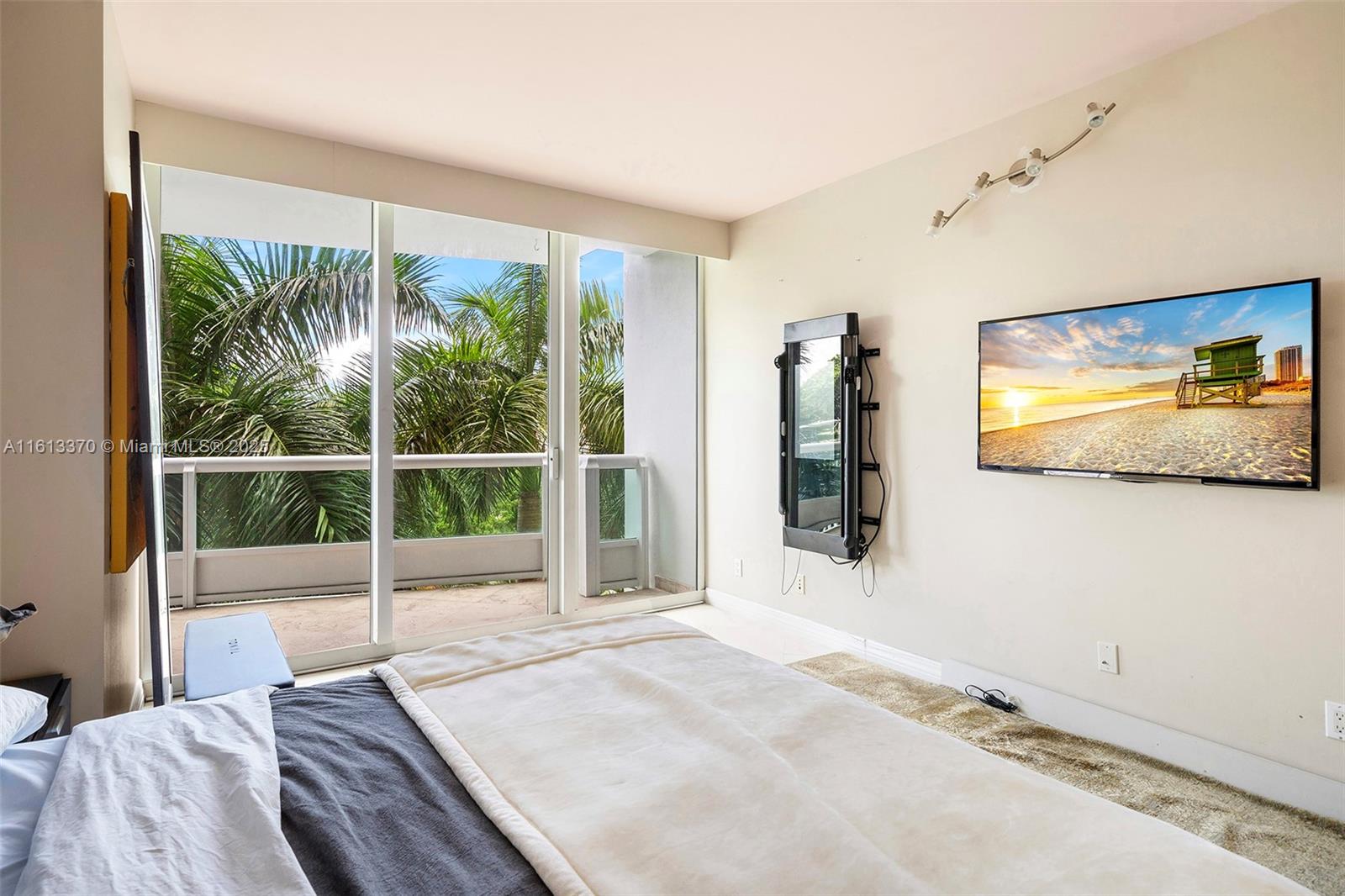 1643 Brickell Ave 704 Property Photo 30