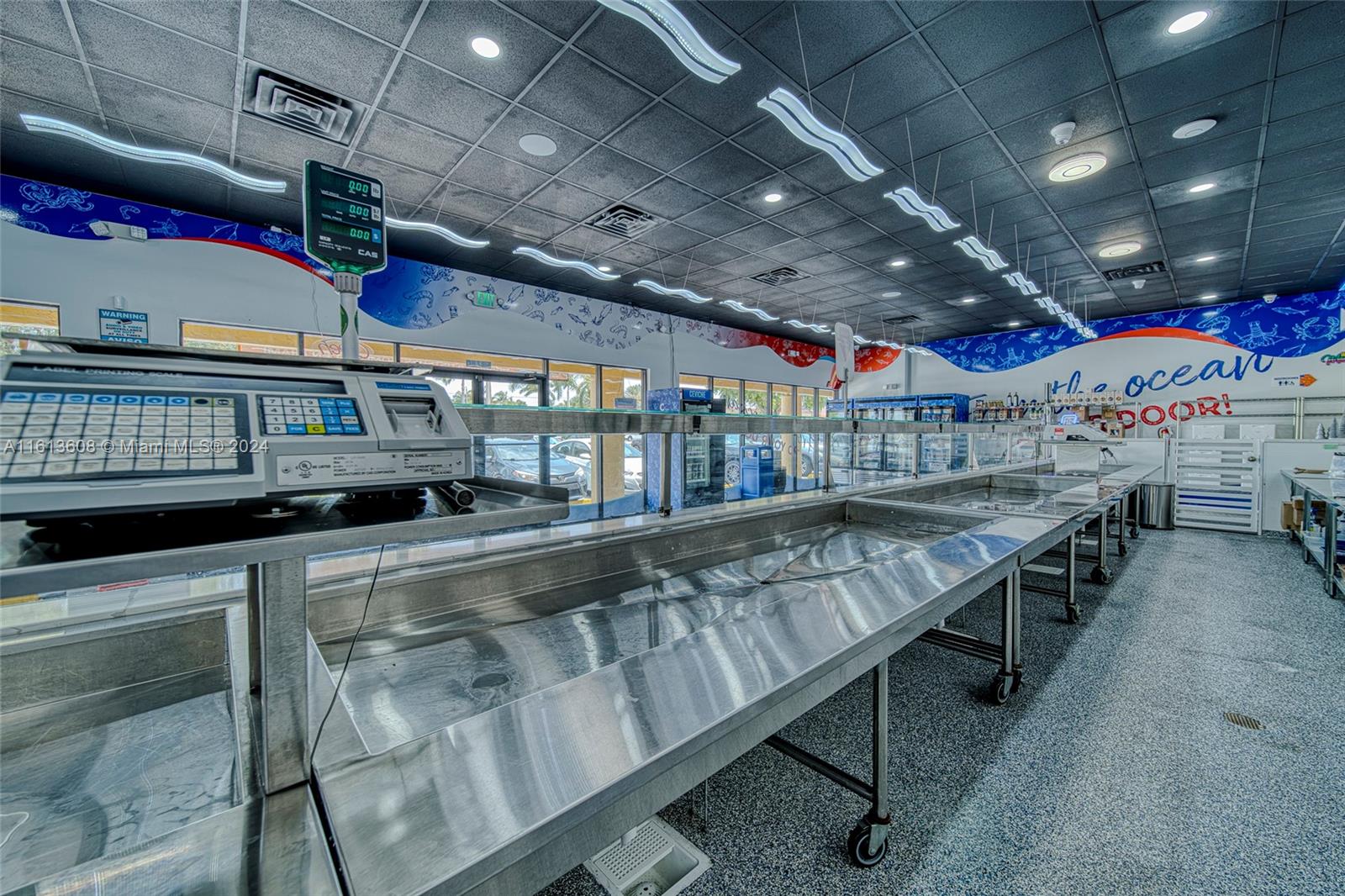Top Of The Line Fish & Seafood Market With Distribution In Miami Property Photo 9