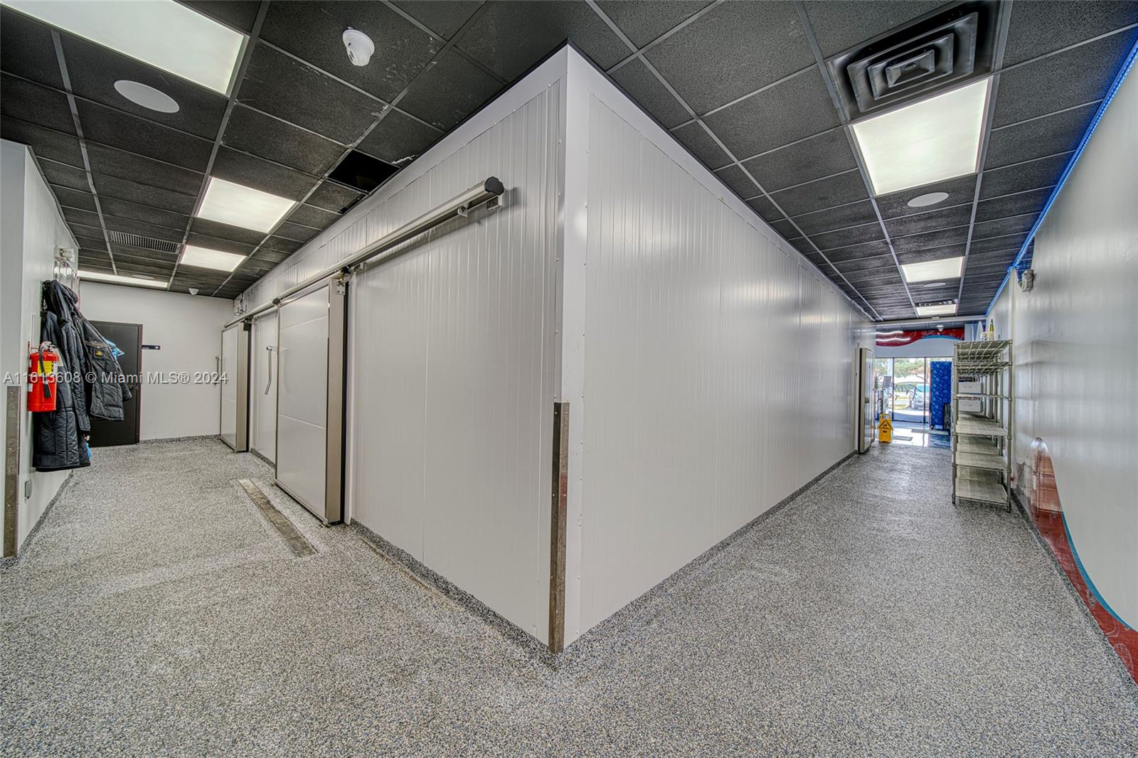 Top Of The Line Fish & Seafood Market With Distribution In Miami Property Photo 16