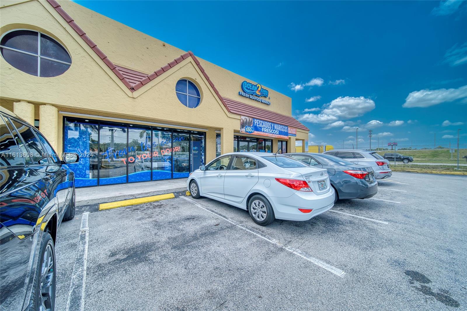 Top Of The Line Fish & Seafood Market With Distribution In Miami Property Photo 27