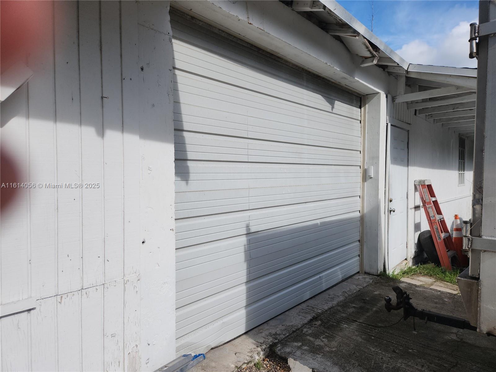 2650 Sw 154th Ave Property Photo 3