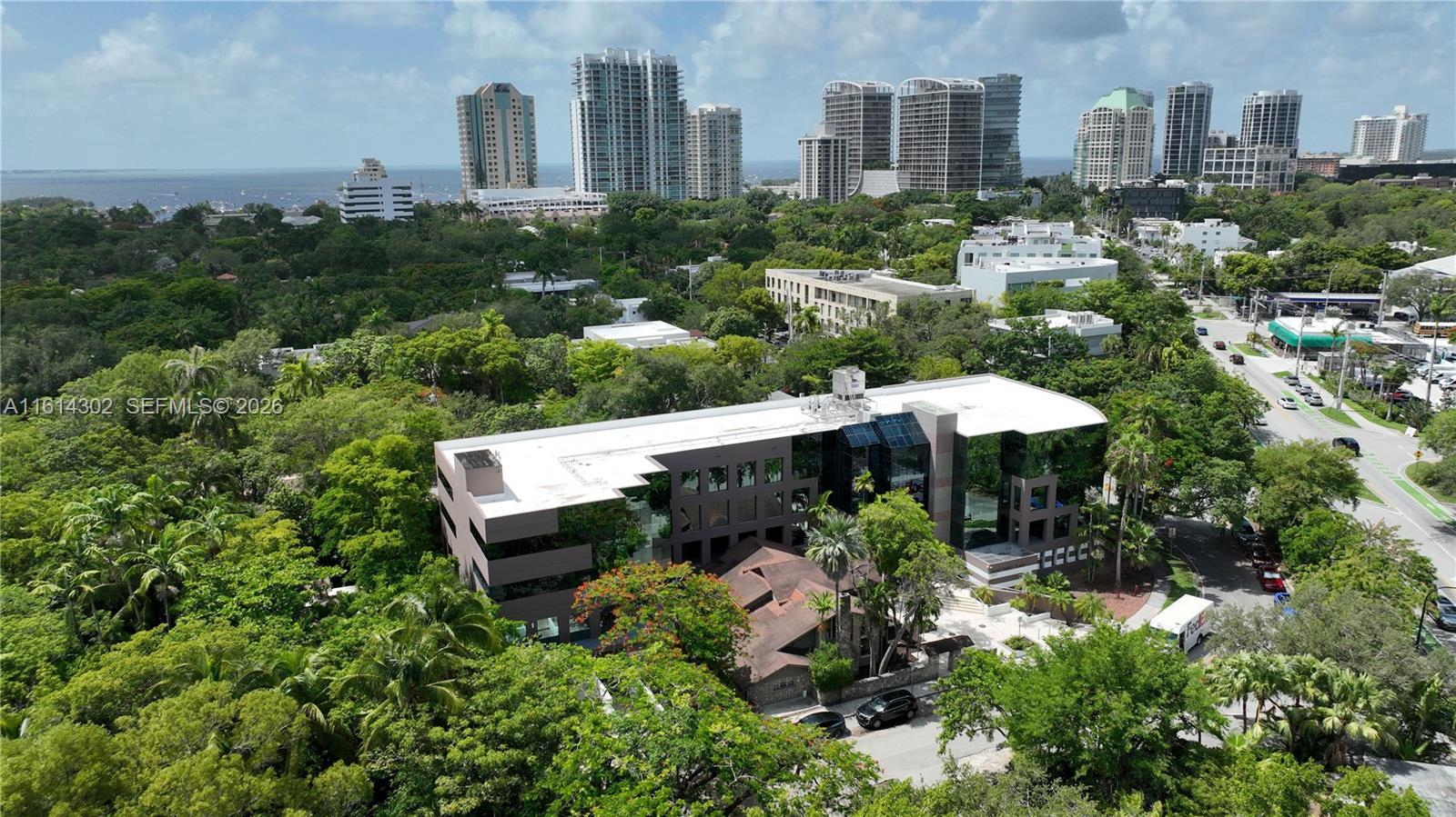A11614302 Property Photo 2