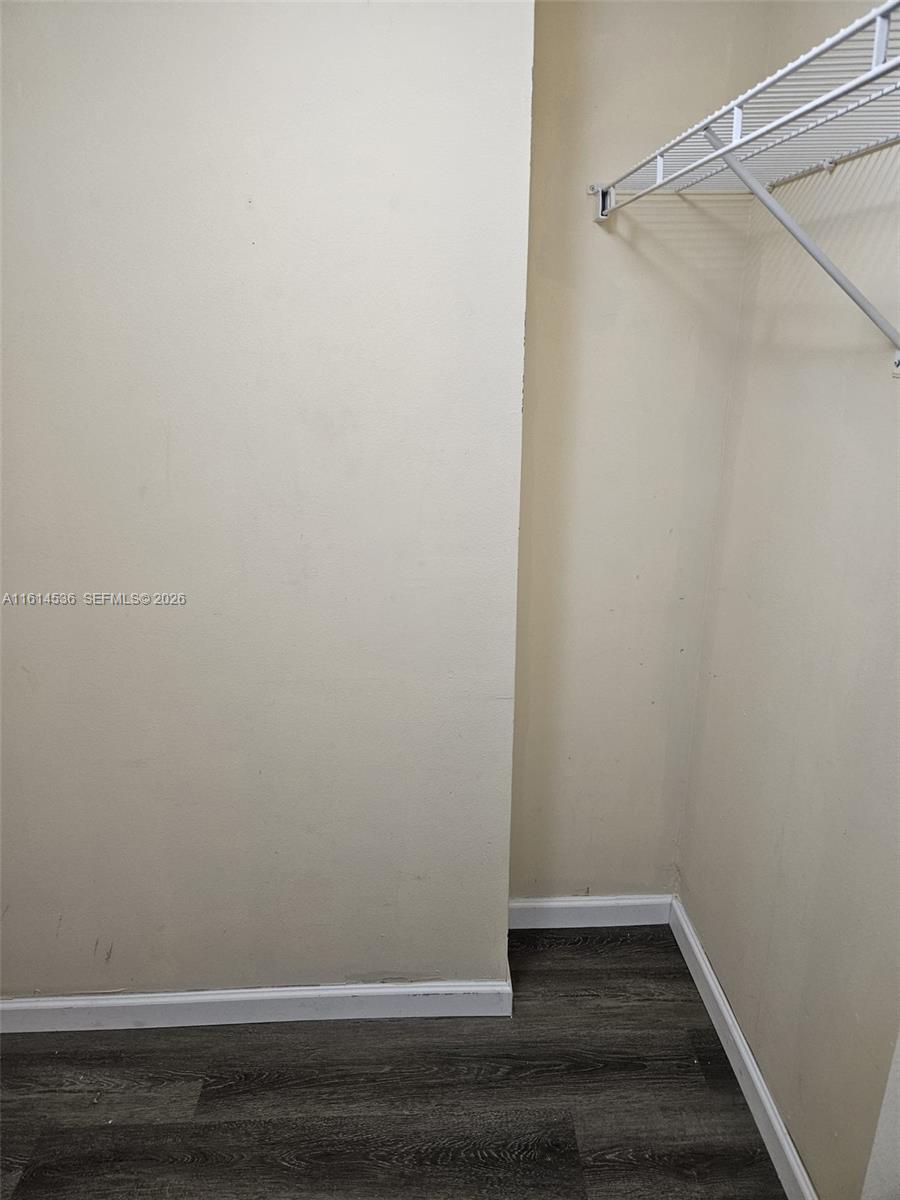 2775 Ne Ne 187th St 323 Property Photo 12