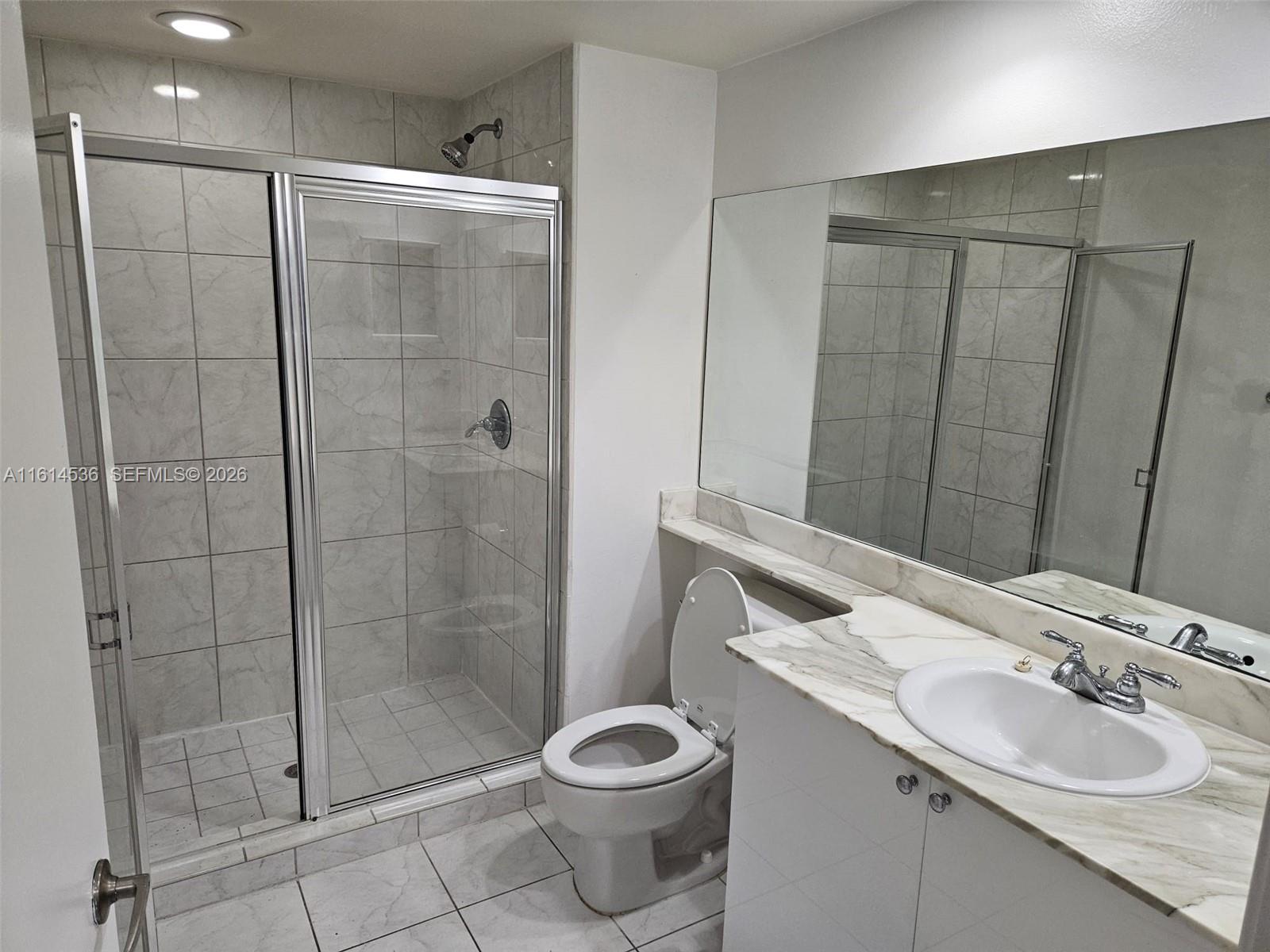 2775 Ne Ne 187th St 323 Property Photo 18