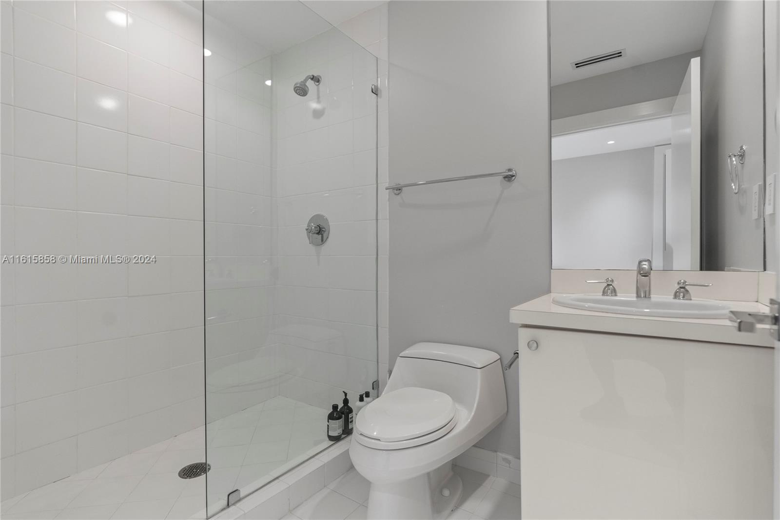 10225 Collins Ave 604 Property Photo 45