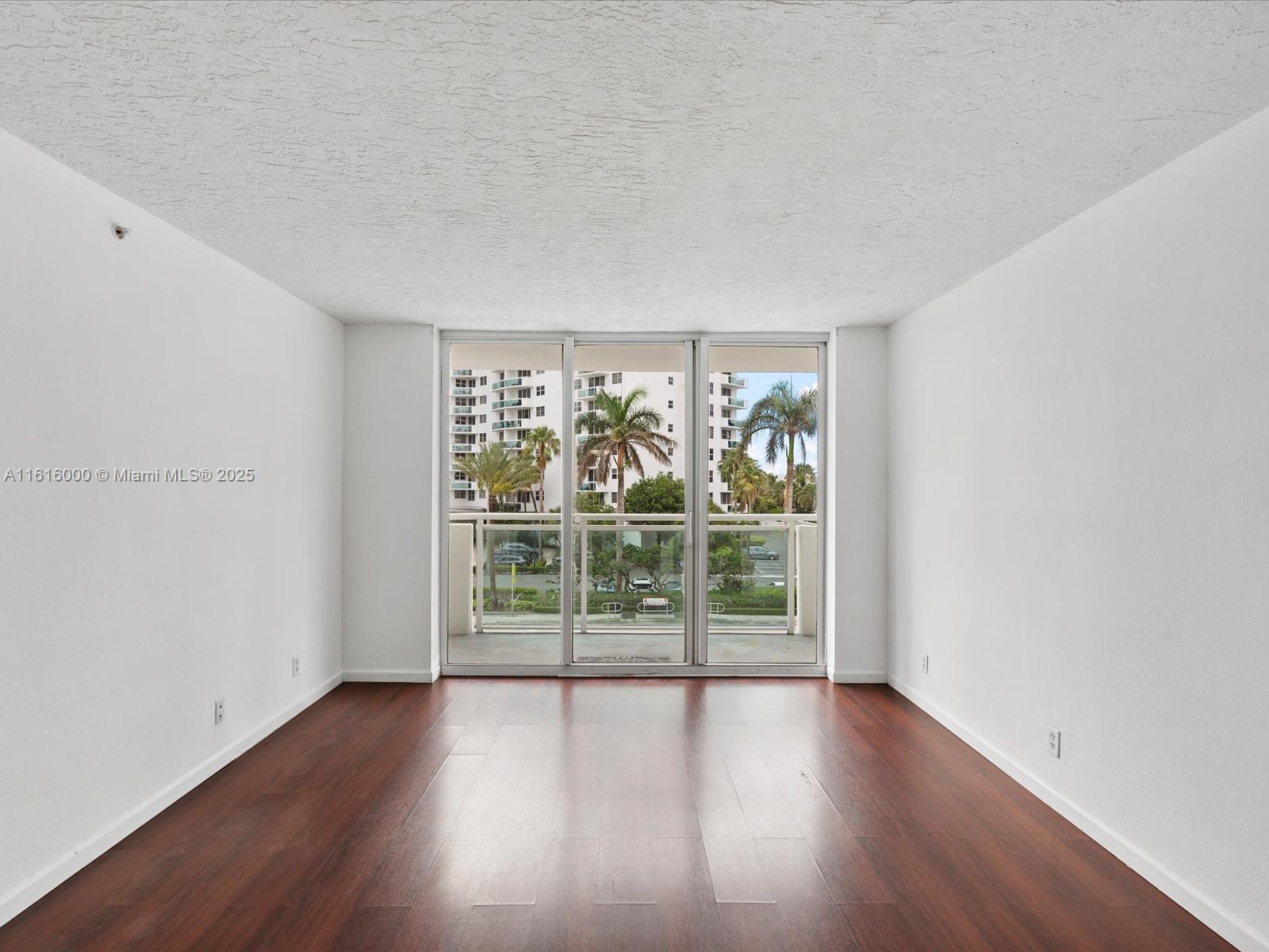 3000 S Ocean Dr 206 Property Photo 7