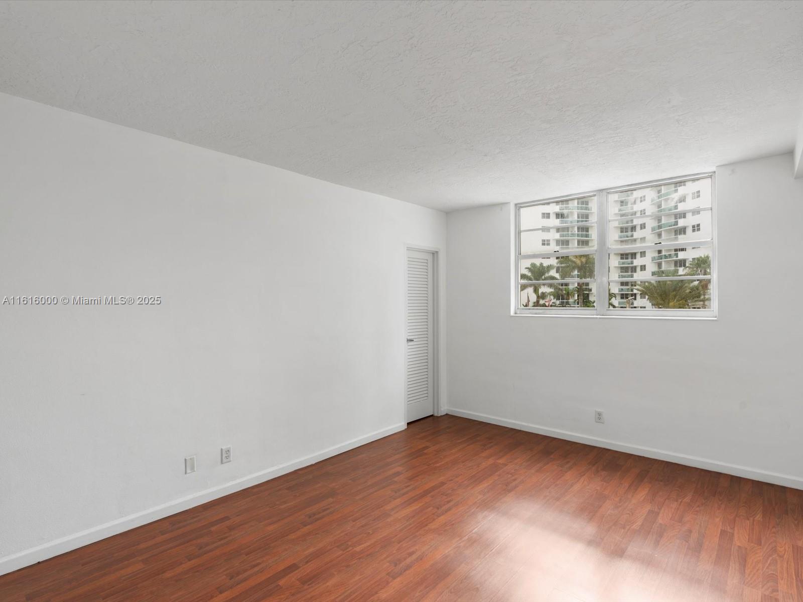 3000 S Ocean Dr 206 Property Photo 16