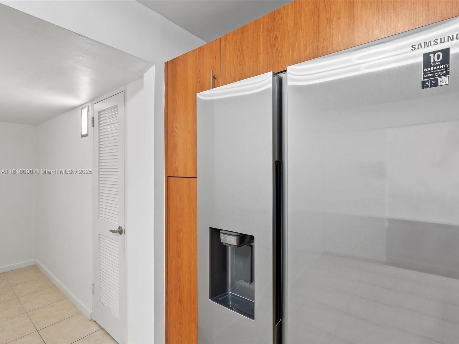 3000 S Ocean Dr 206 Property Photo 20