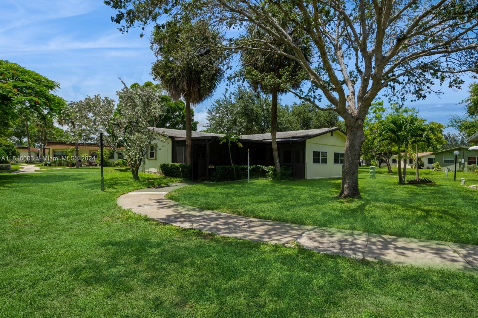 3633 Sw Natura Ave Property Photo 1