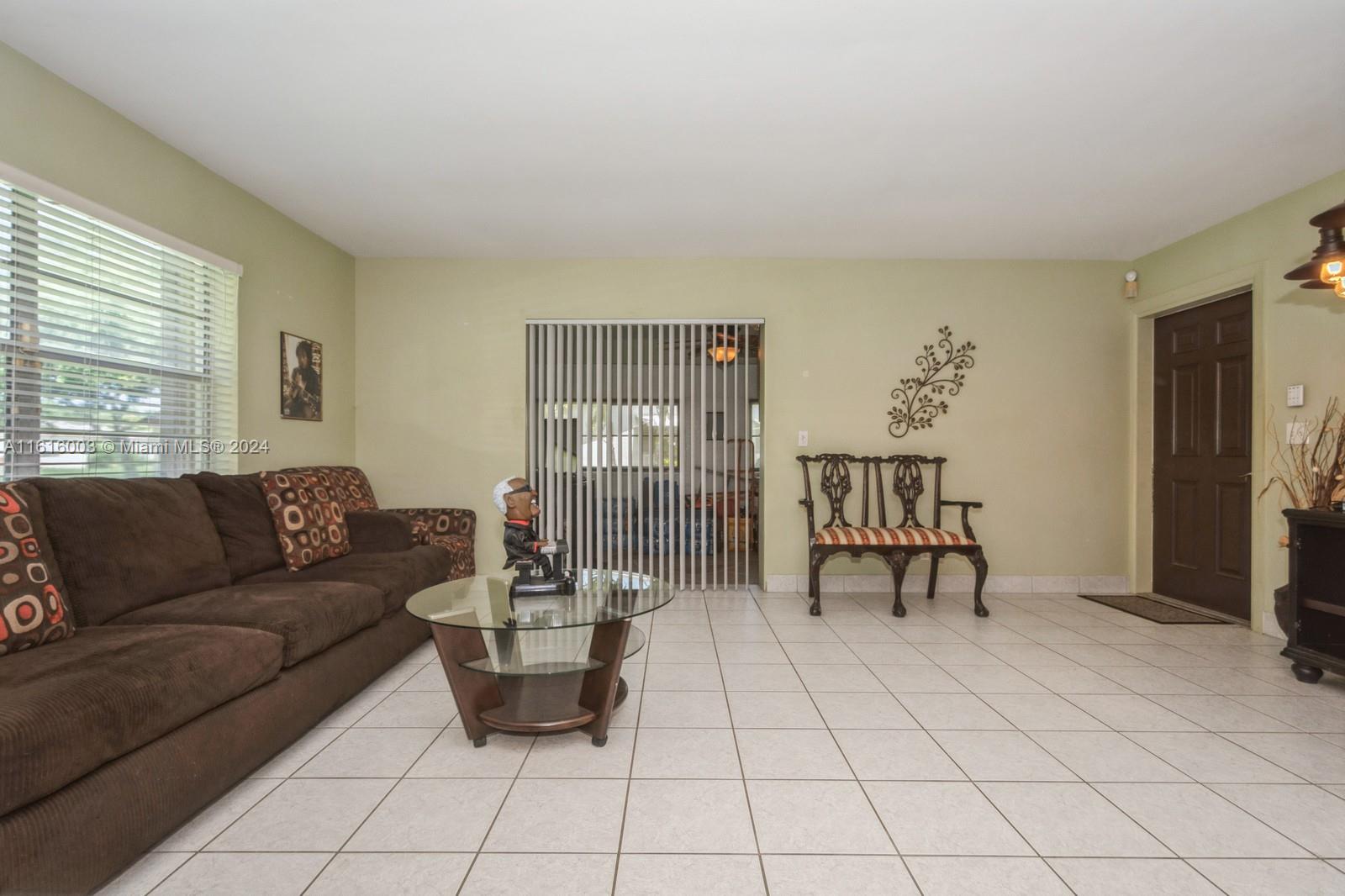 3633 Sw Natura Ave Property Photo 2