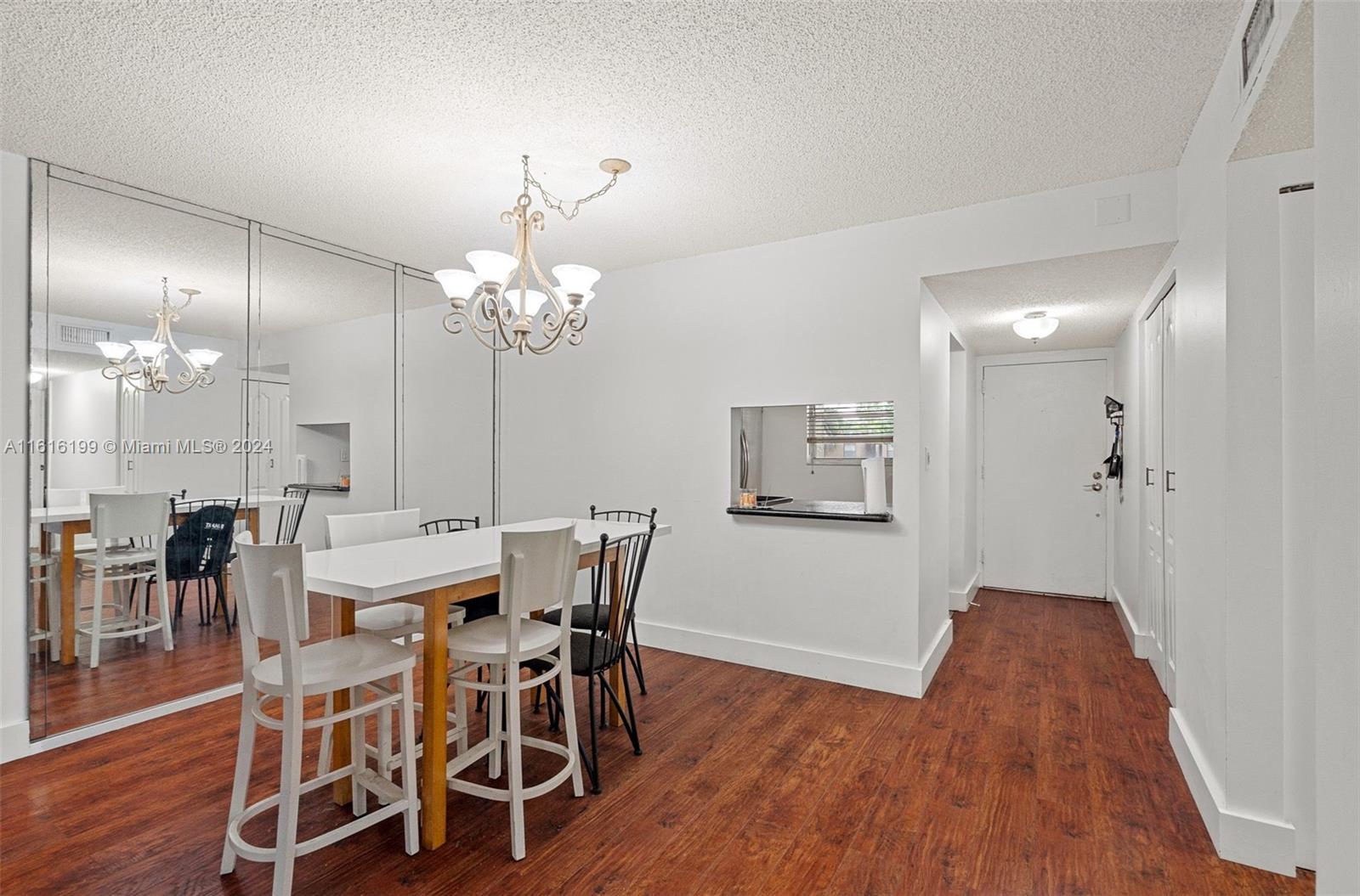 471 N Pine Island Rd D201 Property Photo 5