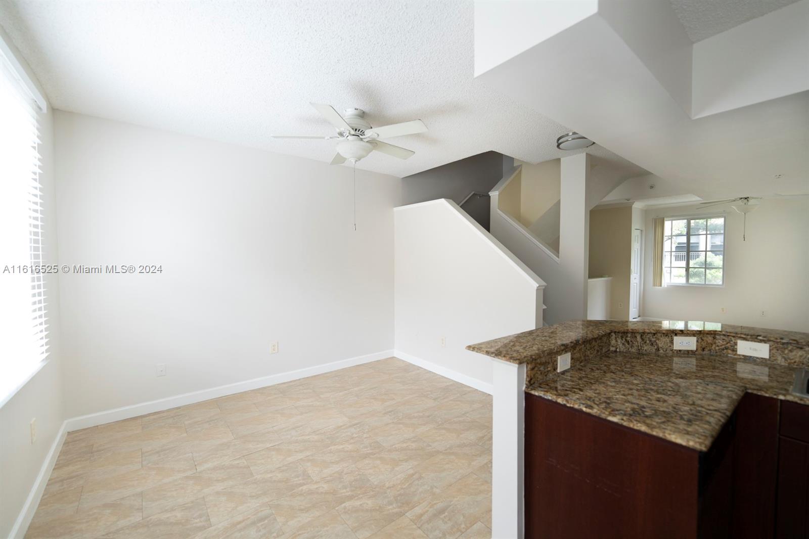 2981 Ne 185th St 1801 Property Photo 5