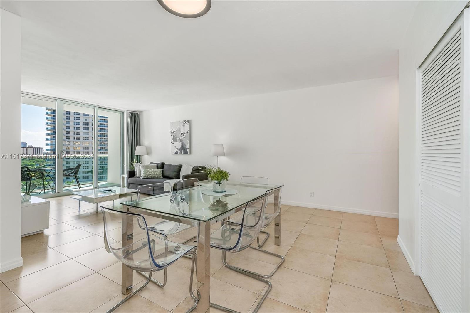 3801 S Ocean Dr 9t Property Photo 8