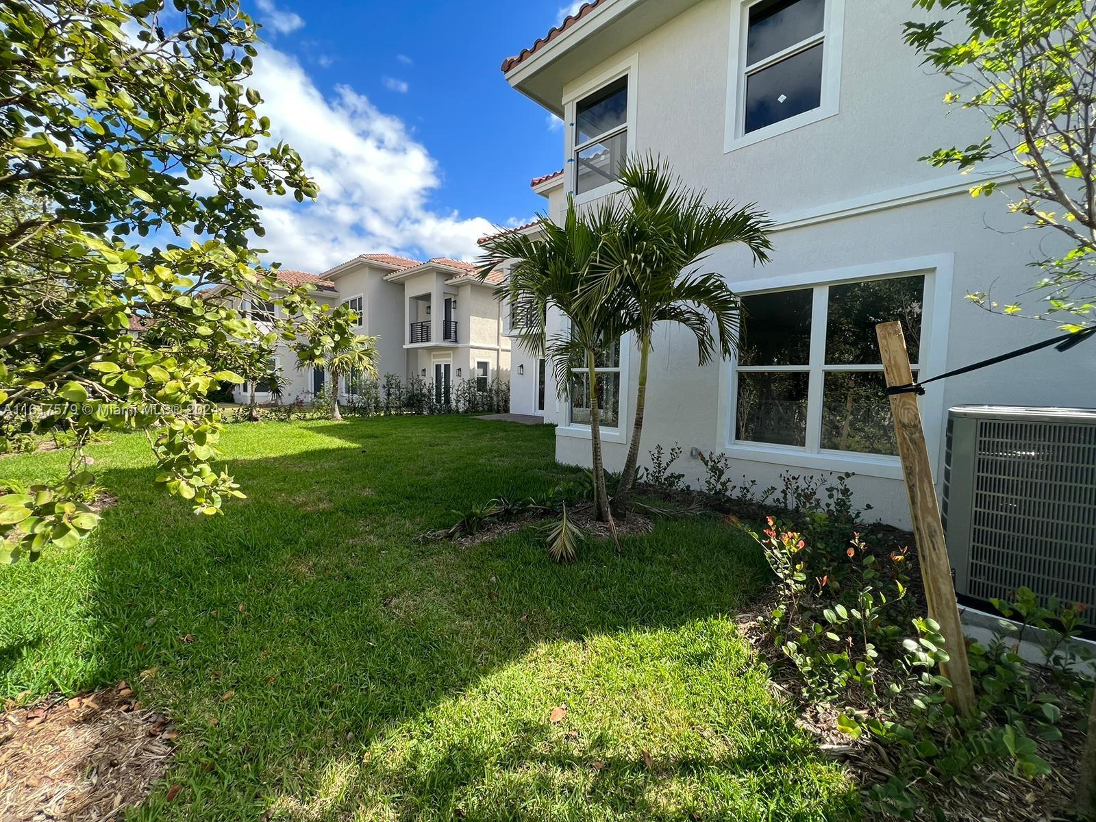 A11617579 Property Photo 6