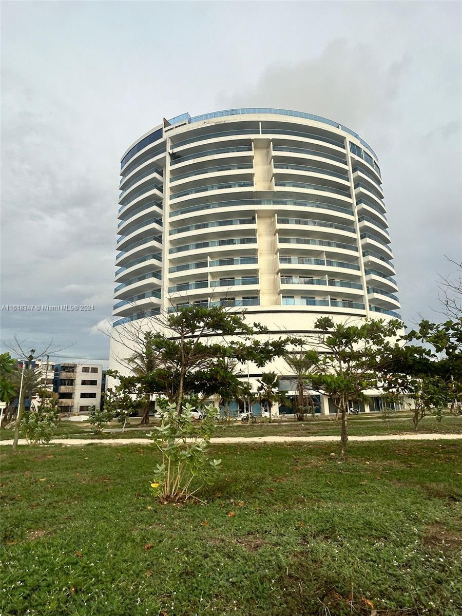 70# 8 Cartagena 807 Property Photo 1