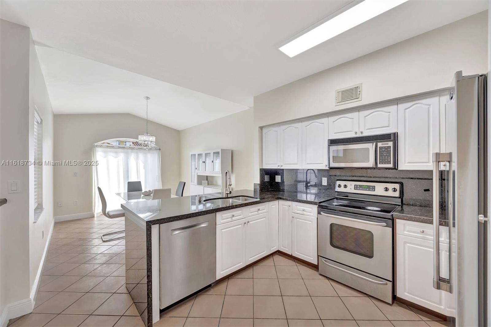 10110 Sw 154th Cir Ct 105-1 Property Photo 5