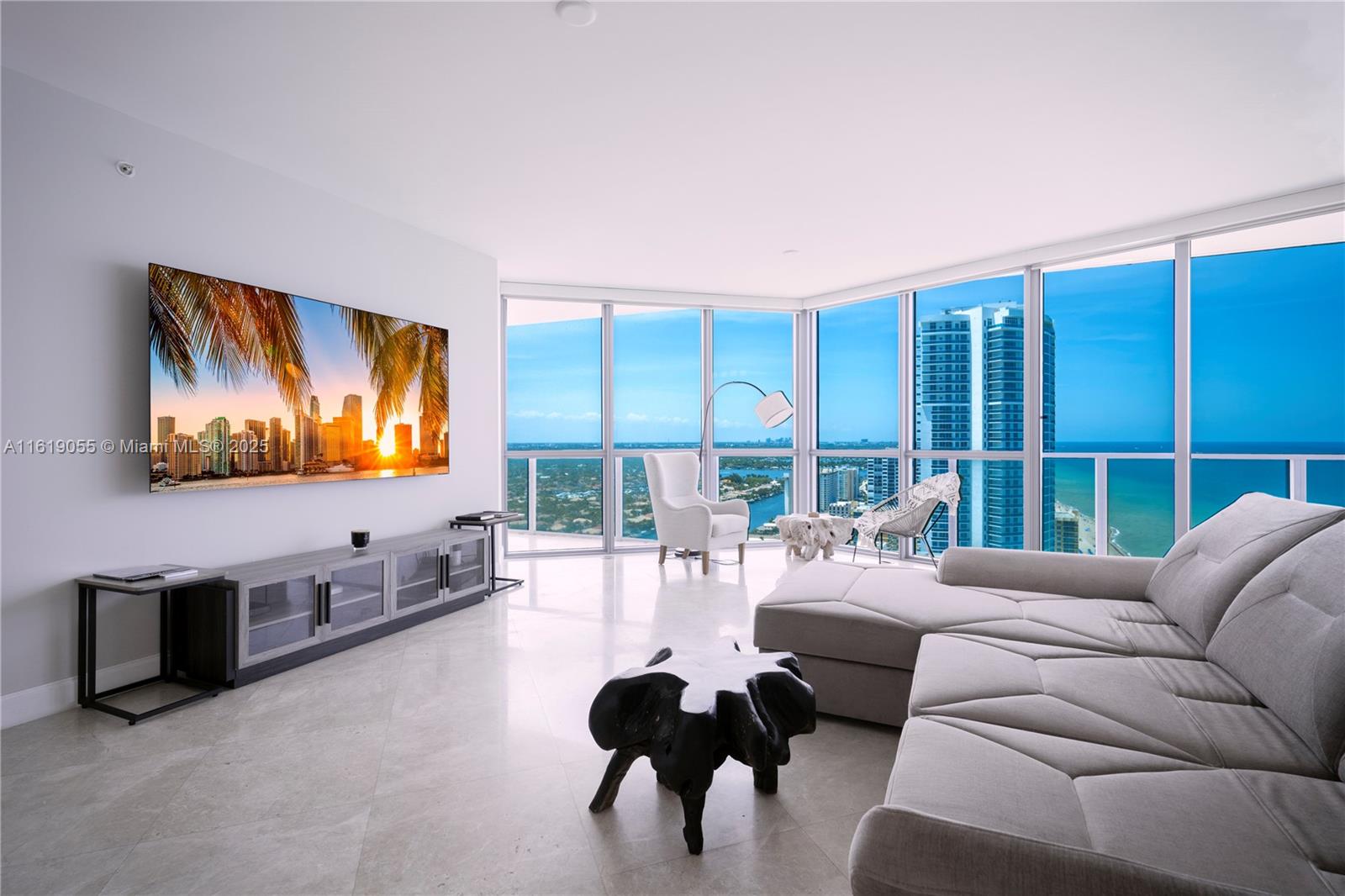 3101 S Ocean Dr 3005 Property Photo 5