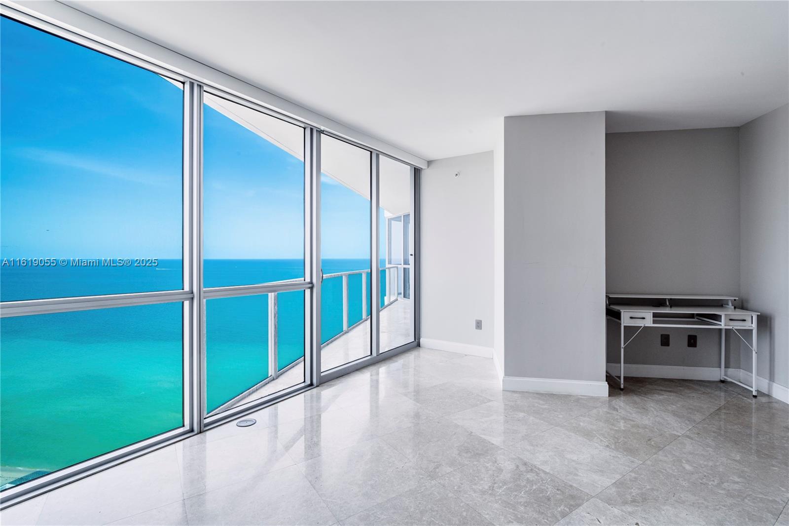 3101 S Ocean Dr 3005 Property Photo 29