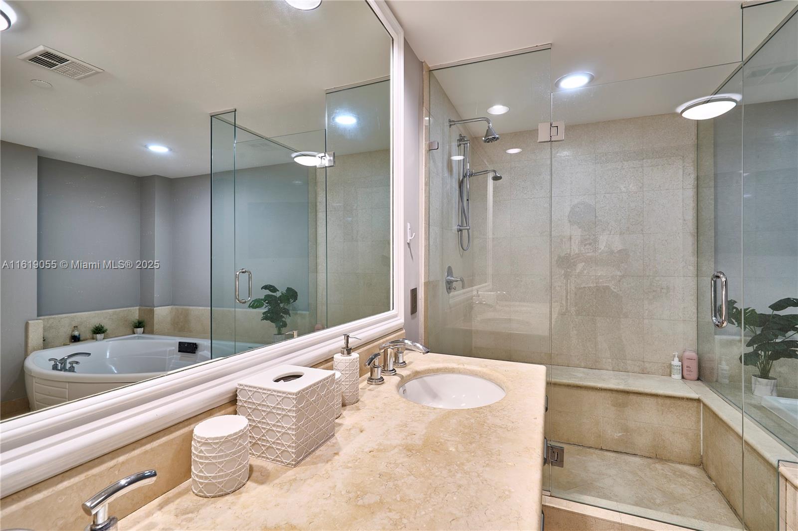 3101 S Ocean Dr 3005 Property Photo 33