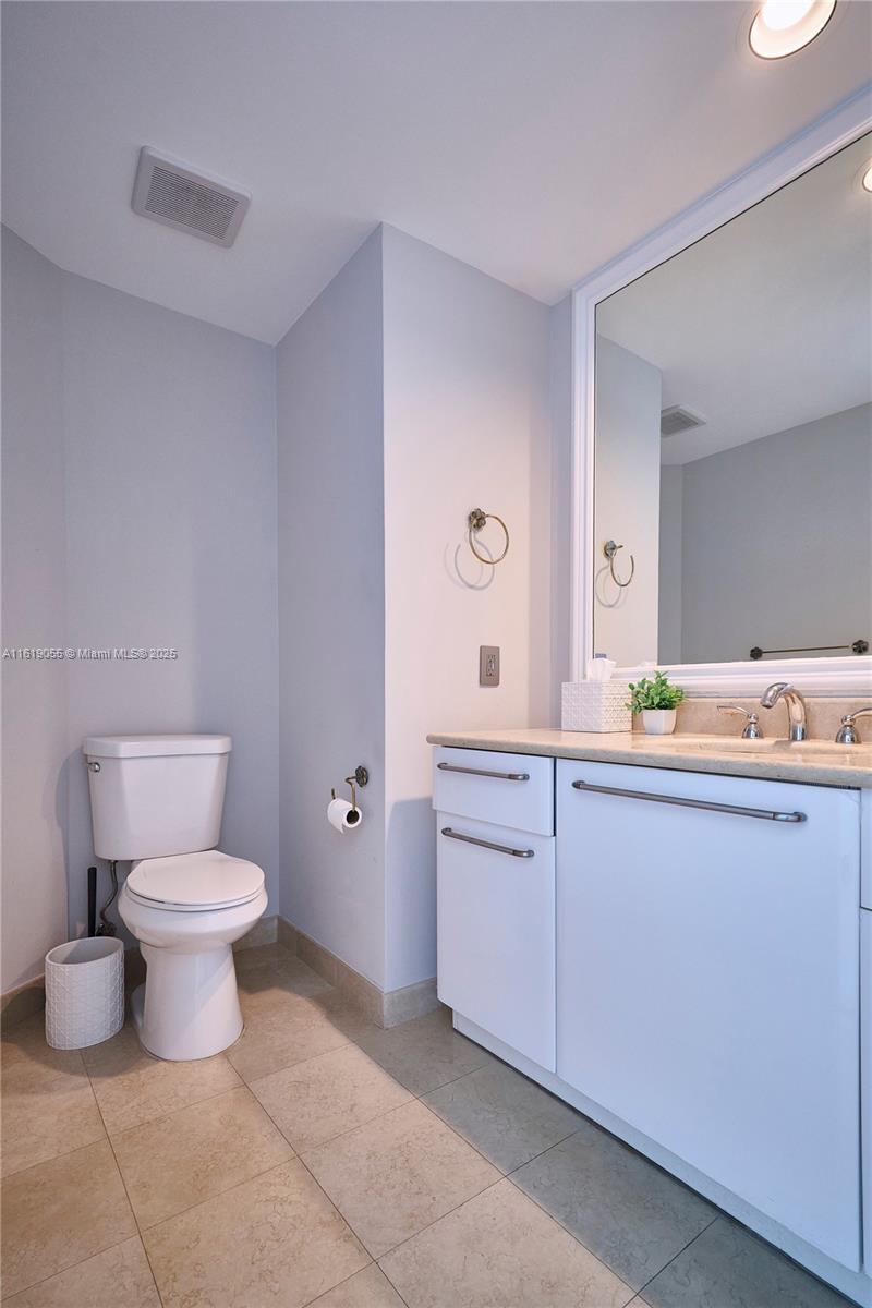 3101 S Ocean Dr 3005 Property Photo 45