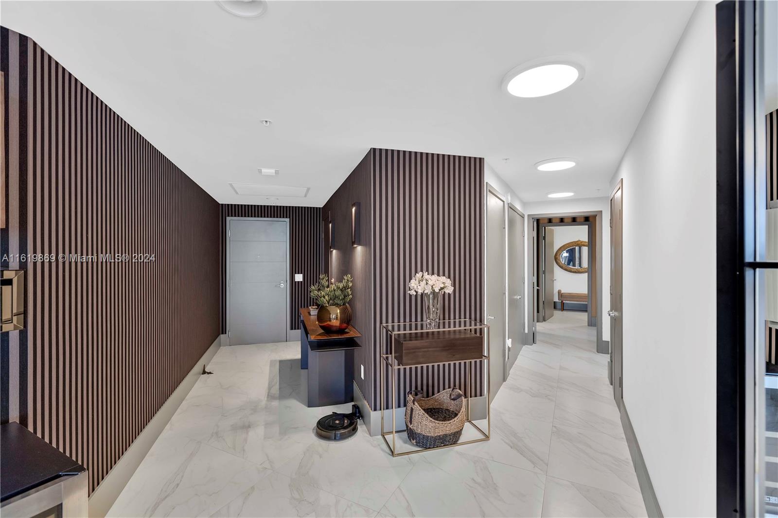 17111 Biscayne Blvd 1709 Property Photo 4