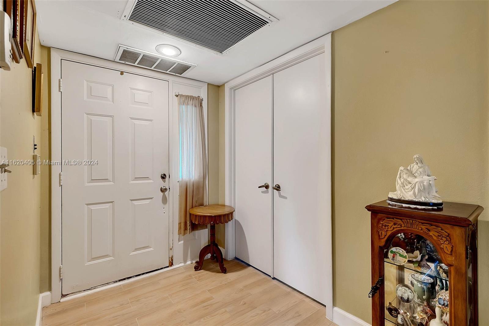 2627 Se 20th Ct 106-b Property Photo 4