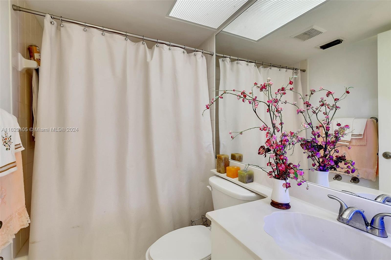 2627 Se 20th Ct 106-b Property Photo 5