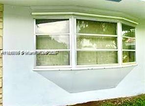 4109 Hayes St Property Photo 4