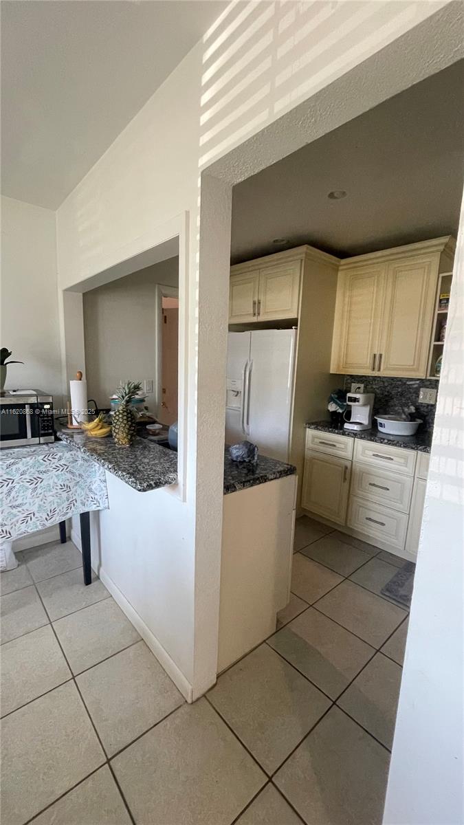 4109 Hayes St Property Photo 13