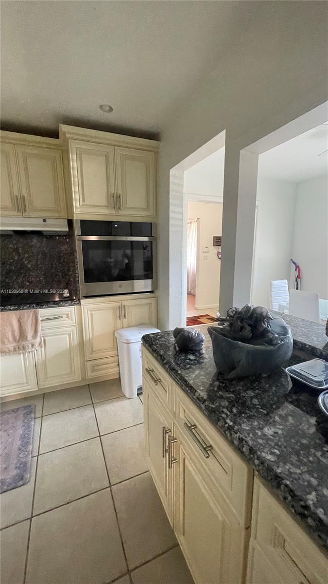 4109 Hayes St Property Photo 14