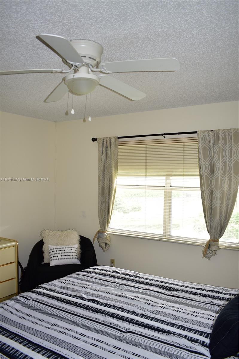 9621 Sunrise Lakes Blvd 302 Property Photo 17