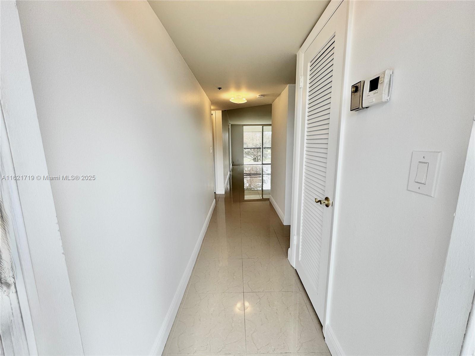3150 W Rolling Hills Cir 307 Property Photo 10