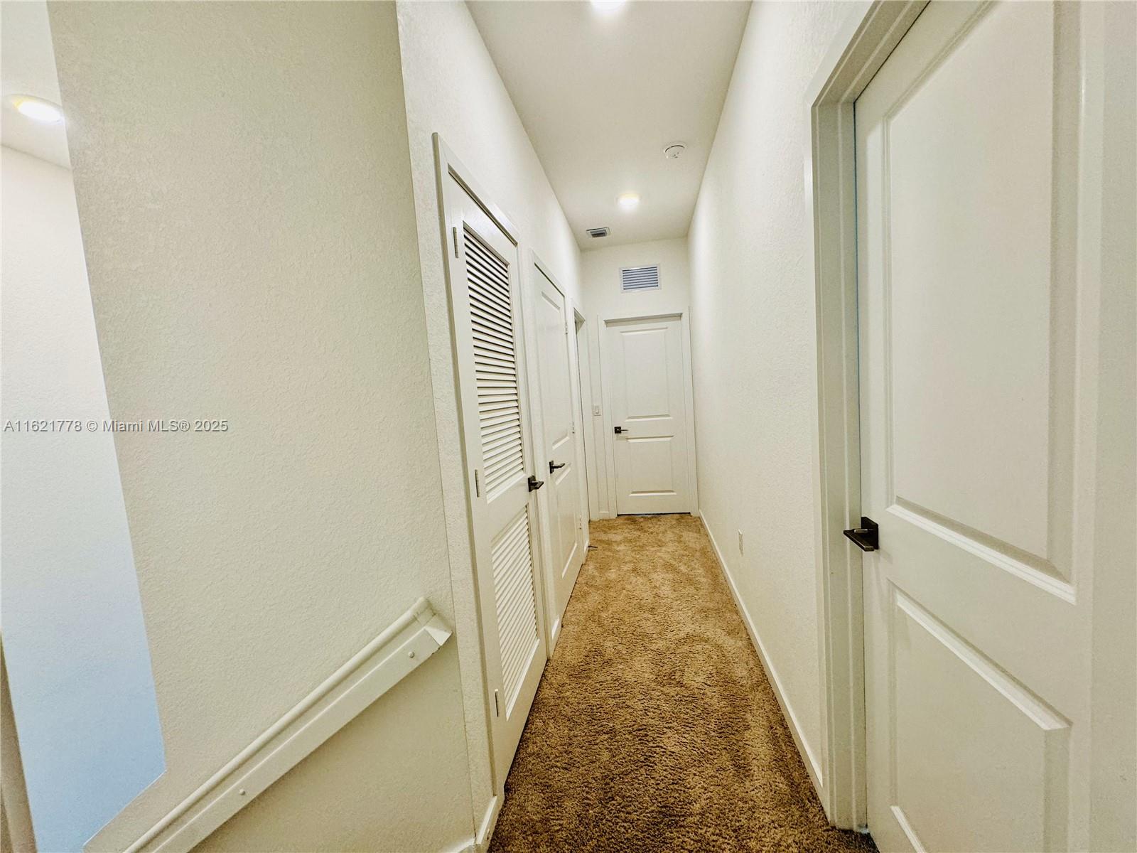 1727 Se 8th Pl 1727 Property Photo 12
